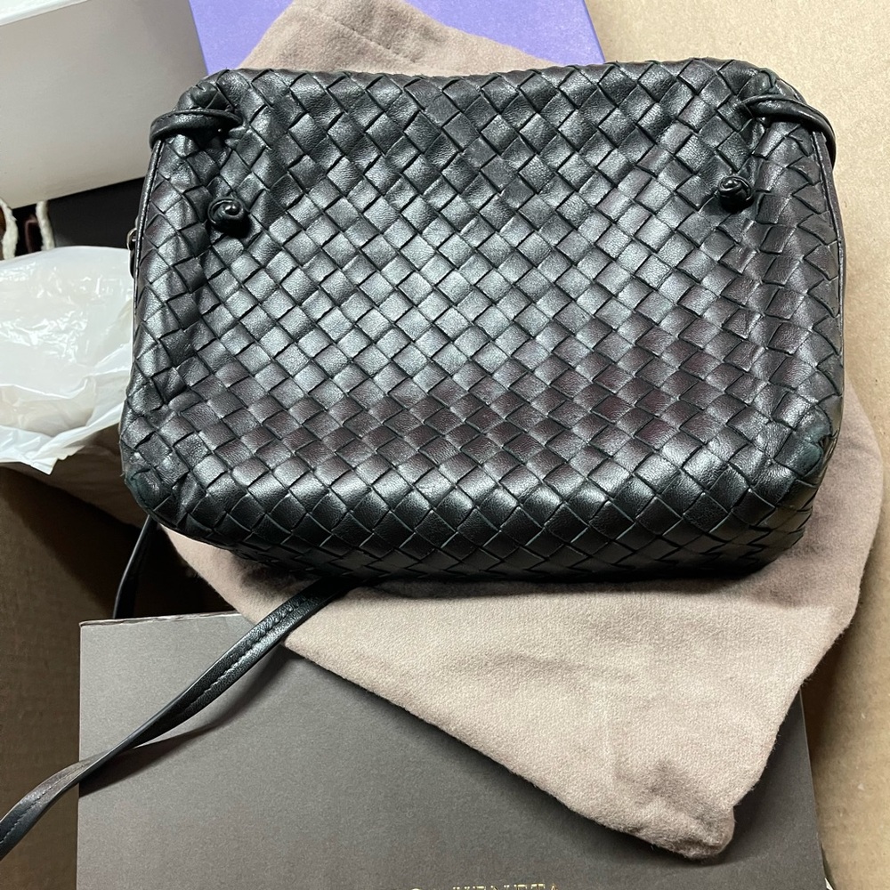 Bottega Veneta Black Intrecciato Leather Nodini Double Zip Crossbody Bag